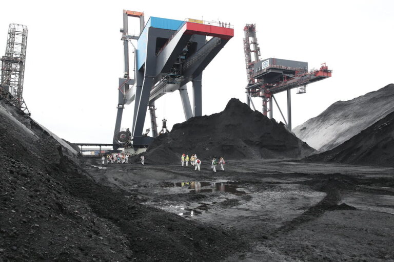 Colossal Industry: Mastering Scale in Photography