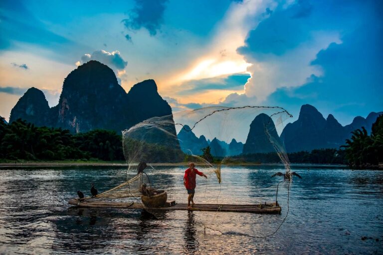 Fisherman’s Elegance in China: Capturing Culture in Nature’s Light