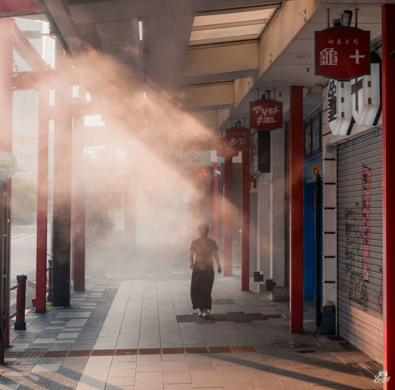 Tokyo’s Urban Mystique: God Rays Illuminate Hidden Magic
