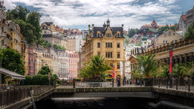 Karlovy Vary’s Charm: Capturing Timeless Elegance