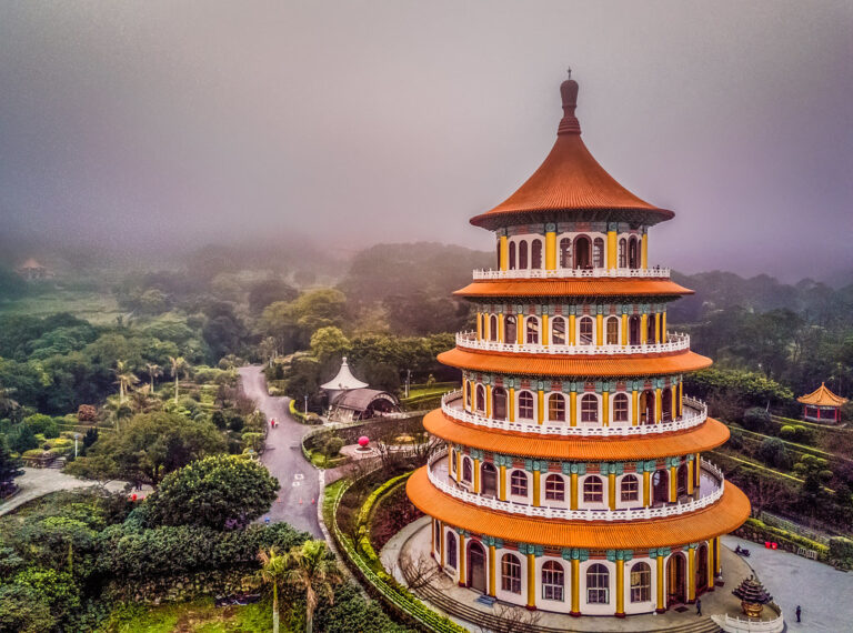 Misty Majesty: Capturing Wuji Tianyuan Temple’s Charm